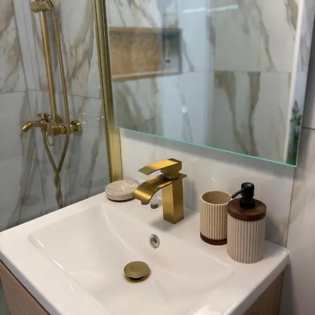 2 Rénové à Appartement *